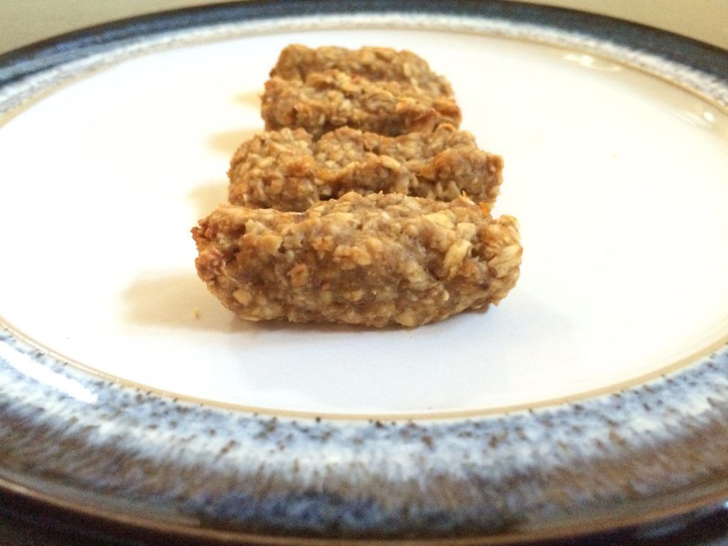 Apple and peach oaty bites 