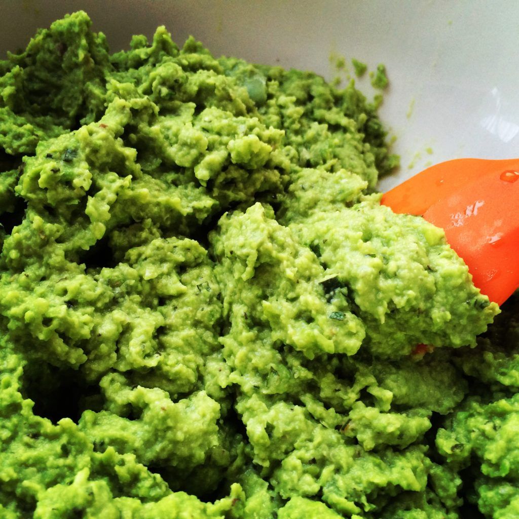 Minty pea and broad bean humous 