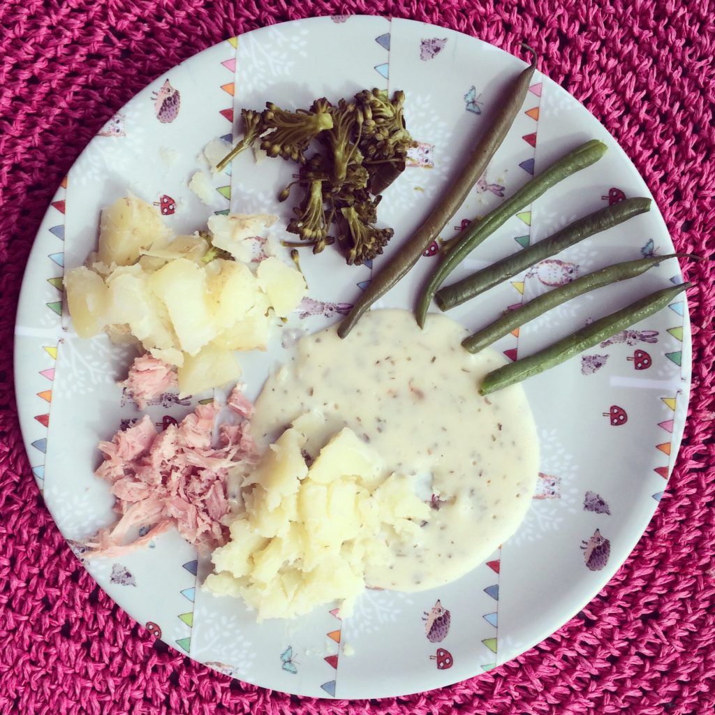 Ham with parsley sauce