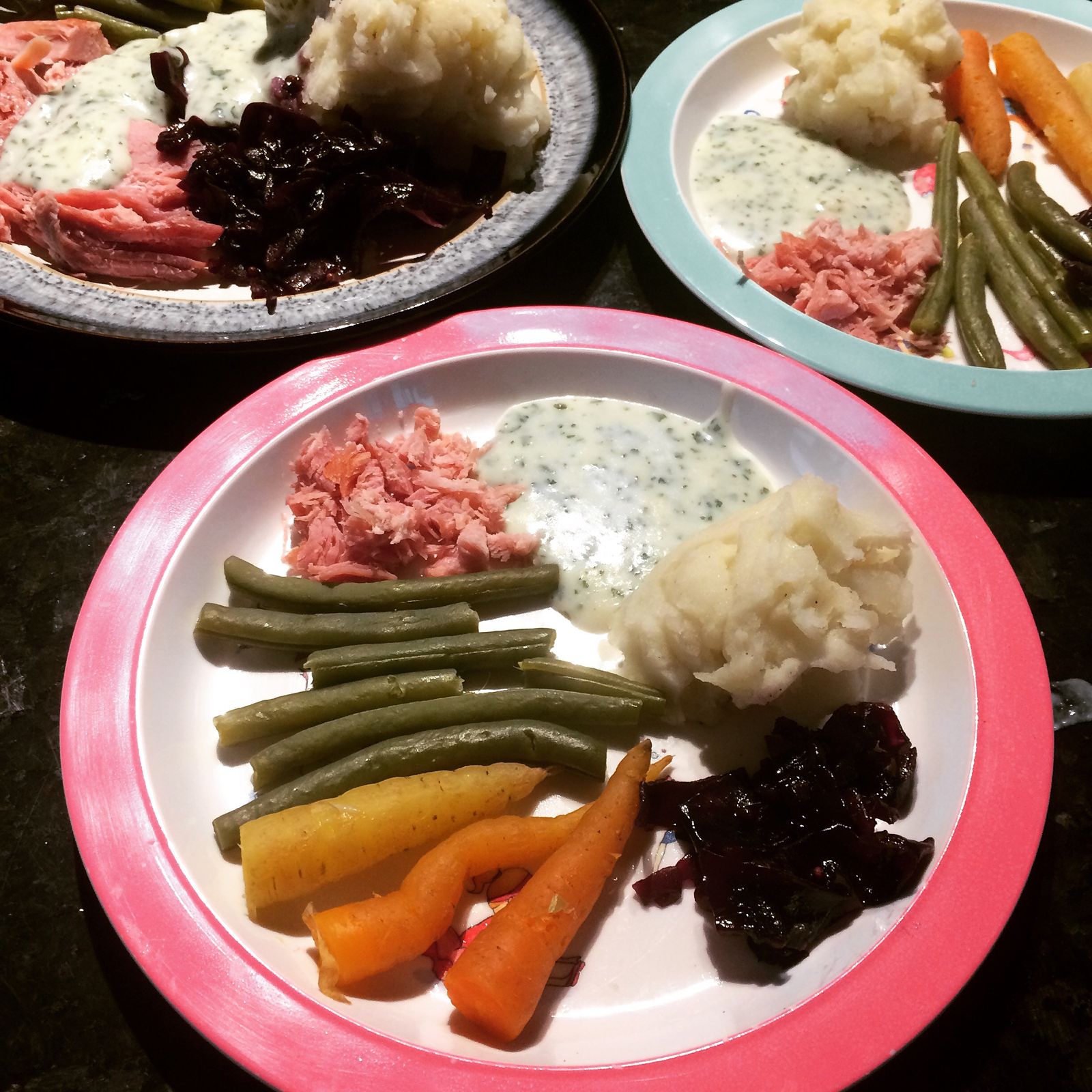 Ham and parsley sauce with spiced red cabbage