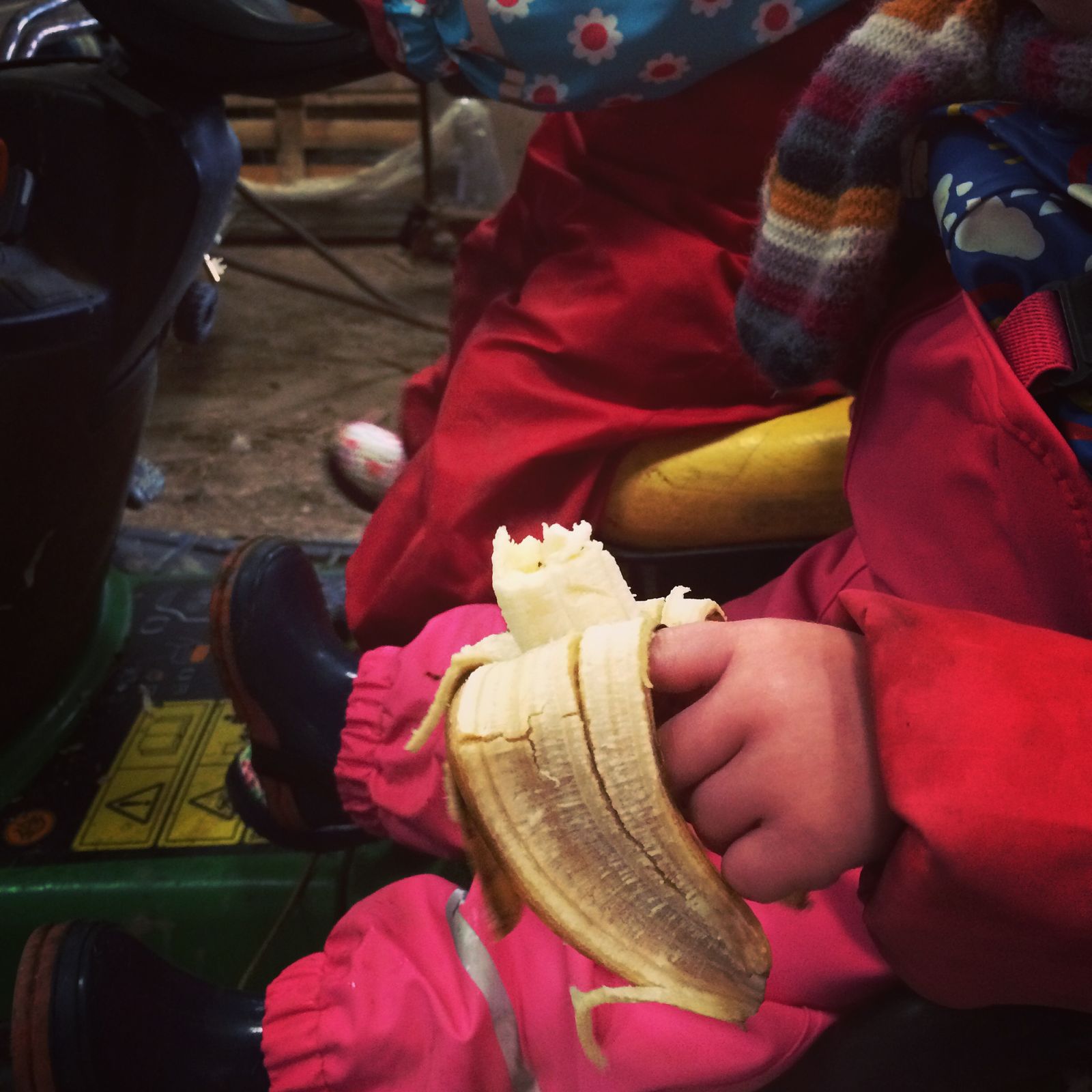 When is my child old enough to eat a banana from the skin? 