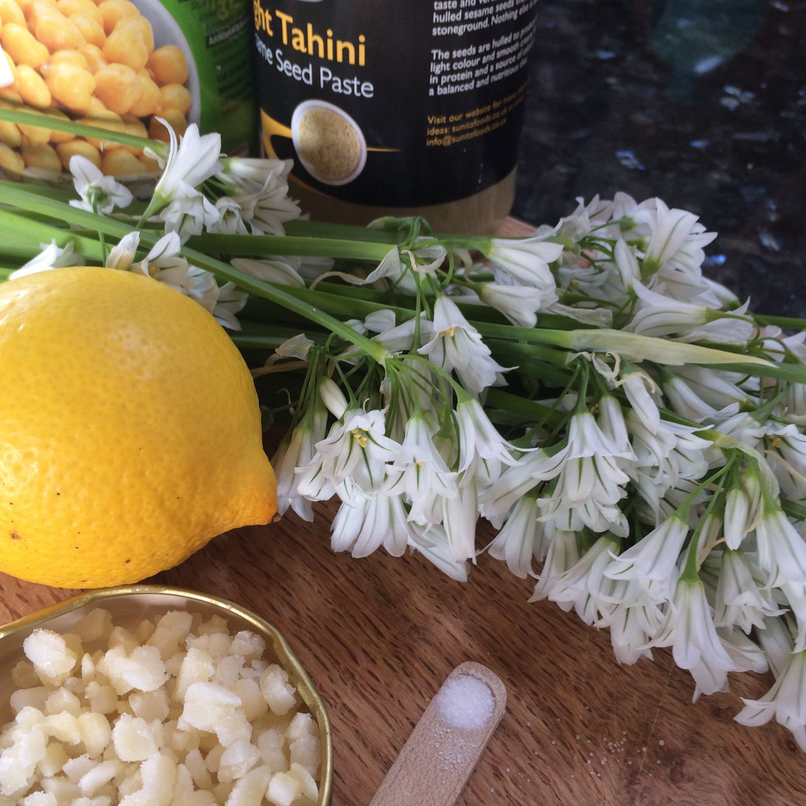 Can you guess what we’re about to make using these foraged ‘three cornered leeks’..?